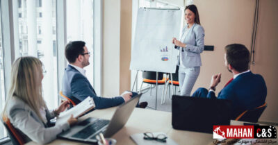 چگونه در محل کار خود به یک رهبر واقعی تبدیل شوید؟